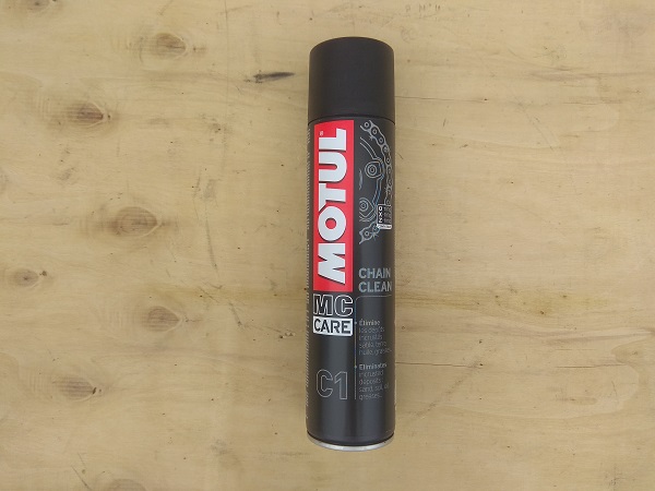 Čistič řetězu Motul C1 - 400ml
